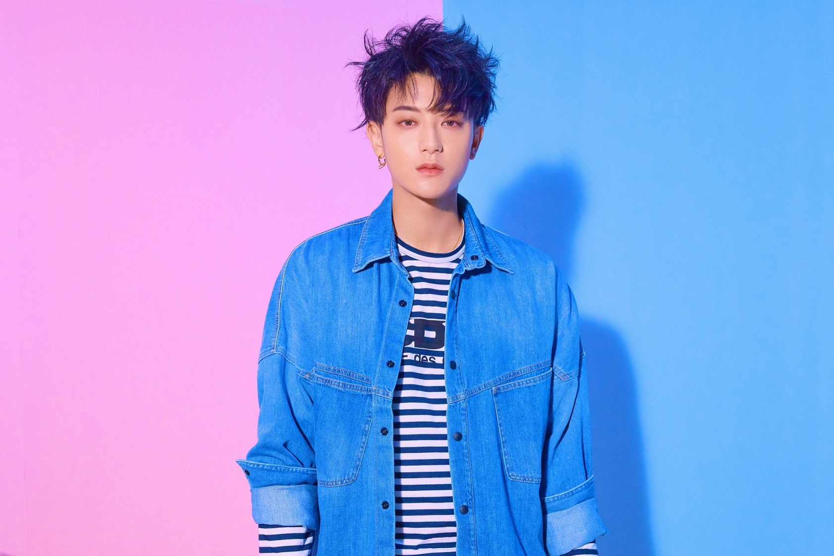 黄子韬为《夜空中最闪亮的星》献唱片尾曲