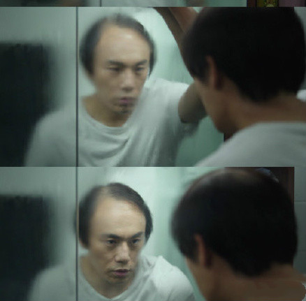 秦昊回应新戏角色秃头：谢谢关心 发际线尚好