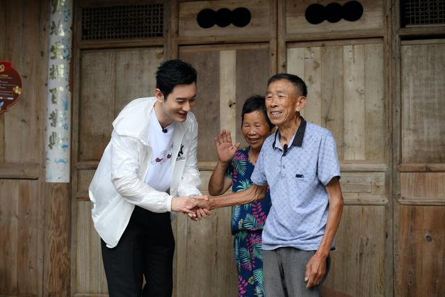 黄晓明加盟《我们在举措5》薇娅直播公益助农