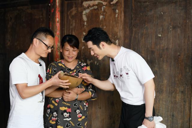 黄晓明加盟《我们在举措5》薇娅直播公益助农